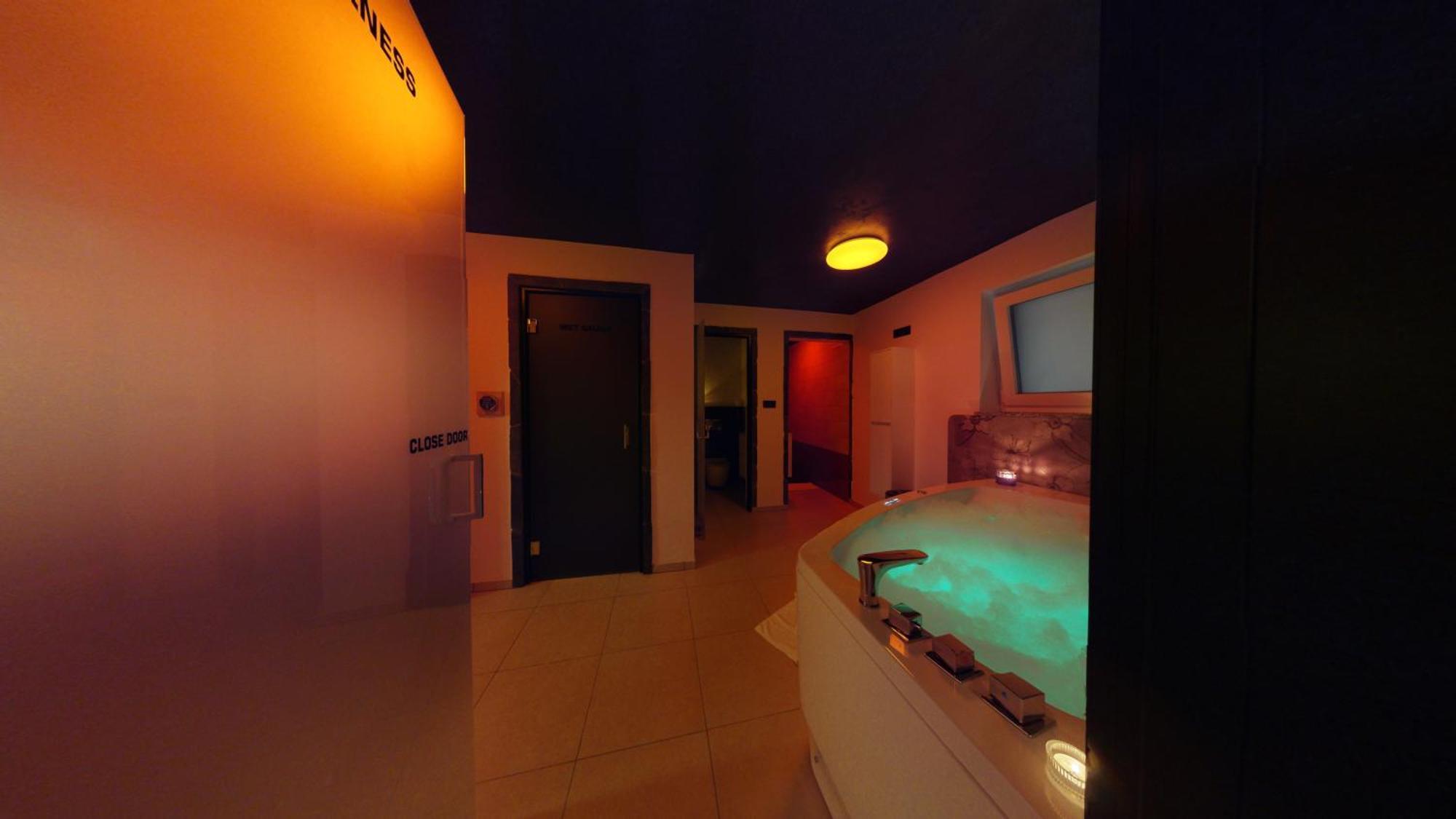 Resort Timaja - Pool, Massage Pool, Sauna Trebnje Exteriér fotografie
