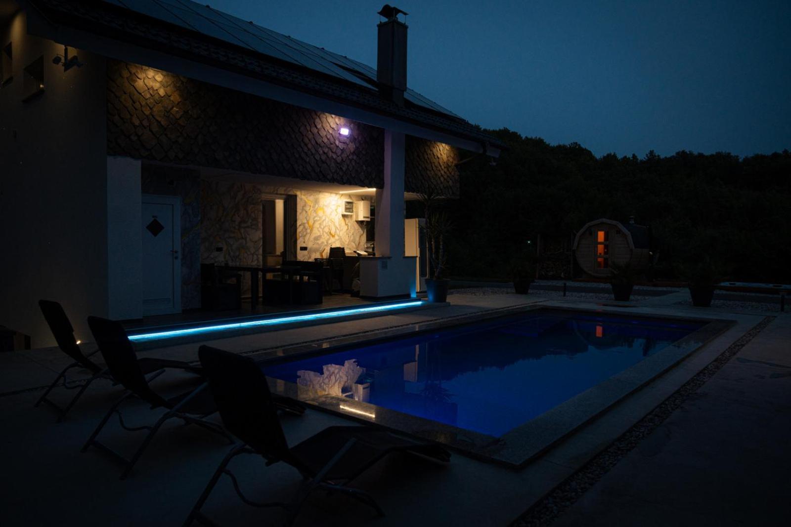 Resort Timaja - Pool, Massage Pool, Sauna Trebnje Exteriér fotografie